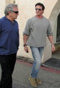 Сильвестр Сталлоне (Sylvester Stallone) walking to his car with a friend in Beverly Hills Feb 7th 2009 - 7xHQ Dc32c2207610205